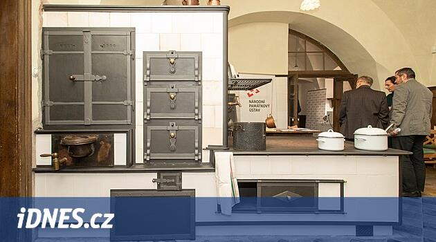 Slatiňy'deki kale sobası 80 yıl sonra tekrar pişirilir