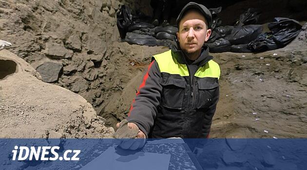 Arkeologlar bugünün kalesinin öncüllerini Loke'de buldular. Keşif hevesliydi