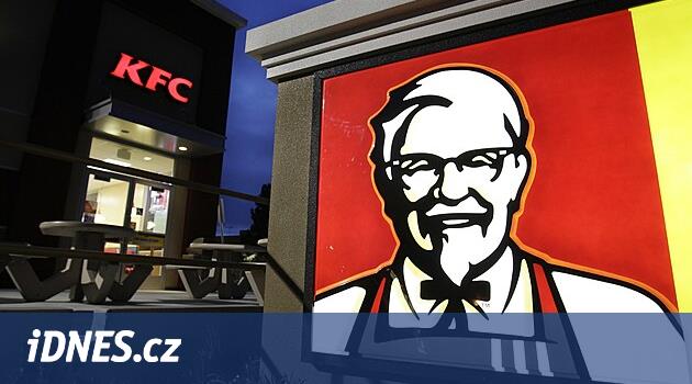 Inspekce odhalila další prohřešek v KFC. Maso rozmrazovali ve stojaté vodě