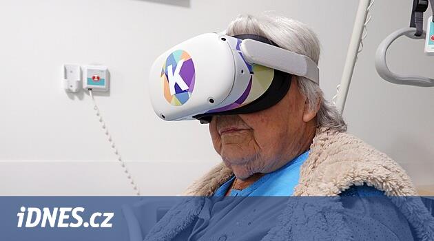 Yaşlılar sanal gözlüklerden New York ve Yeni Zelanda'ya seyahat ediyor
