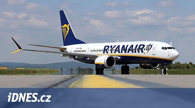 Ryanair havaalanı ücretlerinden şikayet etti. Ayrımcı değil, ofisi reddetti