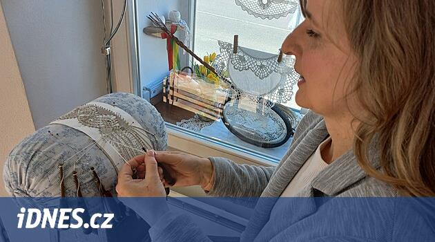 Dantel geleneği 450 yılı aşkın bir süredir Sedlice'de sürüyor. Sabır bir tokmak ihtiyacında