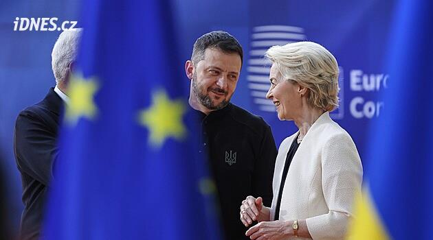 Evropská unie pošle Ukrajině 3,3 miliardy eur na nákup raket a dronů, oznámila Ursula von der Leyenová