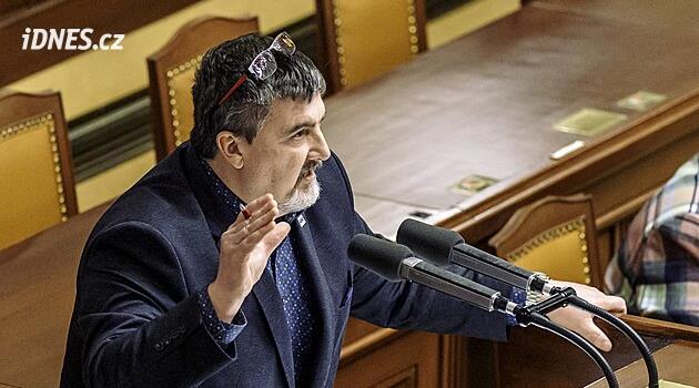 Máme dělat vše, aby ti, kdo zneužívají pohostinnosti, dávky nedostali, řekl poslanec ANO Lang