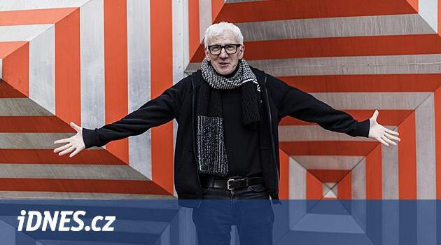 Komünistler onu isyancılar için aldı, şimdi ödül kazanan sanatçı, AI'nın sanatsal olanaklarını inceliyor