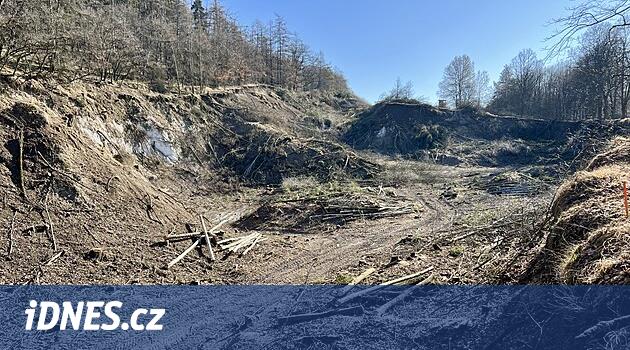 Louny bölgesindeki Vroutk yakınlarındaki Kaolin Madenciliği Anlaşması Sürükleniyor, Belediye Binası tereddüt ediyor
