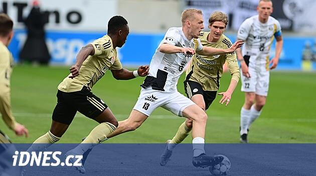 FC Hradec Králové'nin satın alınmasına ilgi sadece şirket Futbol HK 1905