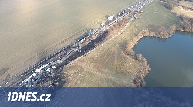 Benzen, Hustopeče Gölü'ndeki sınırın 400 katıdır. Organizmalar risk altında