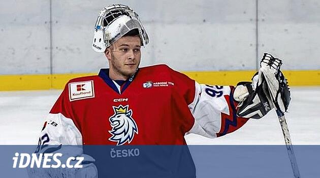 En kötü şey yalnız ve izole olmaktır, Parahokean ekibinin genç kalecisi bilir