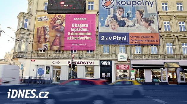 Görsel duman Pilsen'i tökezlemek için duruyor, şehir gelecek yılın başında görecek