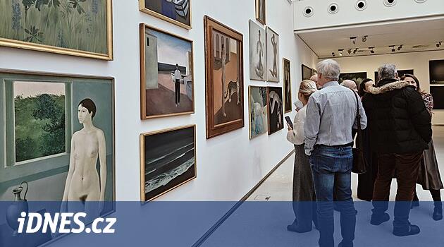 Komünistler Prag'daki eylemlerin ilk sergisini iptal etti, şimdi Pilsen ressamı geri döndü