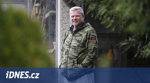 Bir spor kariyerinden sonra hayat hakkında eski Jihlava hokey oyuncusu hlouch