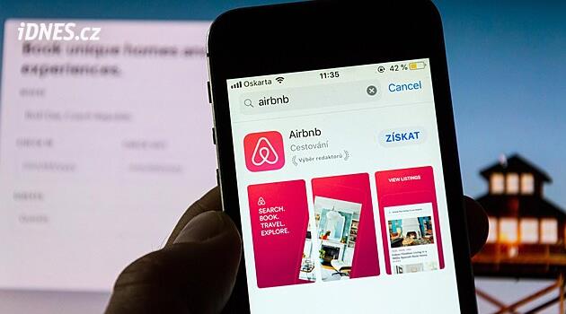 „Turisté ruší místní“. Praha 1 žádá, aby novela zákona umožnila regulovat Airbnb