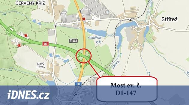 Pávov yakınlarındaki otoyol köprüsü onarımın ikinci aşamasını bekliyor. Kısıtlama Kasım ayına kadar sürecek
