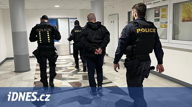 Kuzey Bohem Polisi bir Arnavut eroin çetesini dağıttı, patron kaçtı