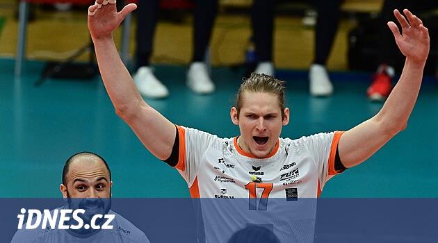Karlovy Fary bölgesi, Budejovice için bronz olan Aslanları ikinci kez yendi