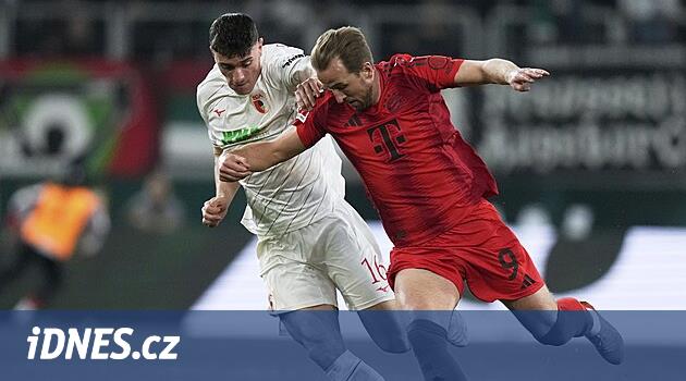 Bayern, Bundeslig'in Augsburg'da Overture'u çevirdi, Kane karar verdi