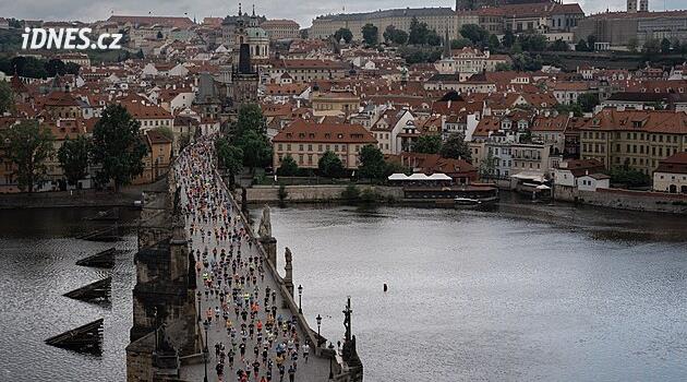 Pražský maraton o víkendu ochromí centrum metropole, uzavře šest mostů — image 1