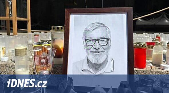 Karlovy'de Bartoška onuruna bir hatıra yer vardı