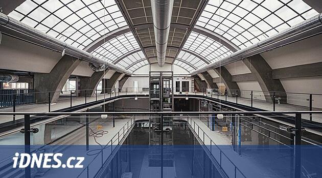 PARDUBICE Grand'ın onarımı finallere gider, giriş salonunun yeni bir formu olacak