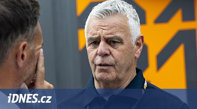 Komiser Fia Dereck Warwick, Verstappen'in cezası hakkında yorumlar için cezalandırıldı