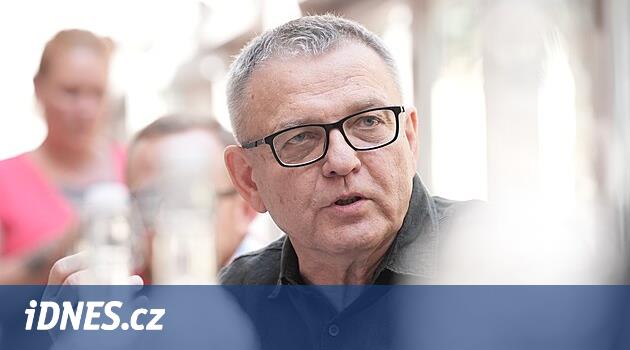 Lednická yazarı Lubomir Zaoralek'e yaslandı