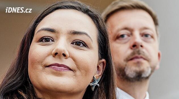 Urbanová nahradila Rakušana a za STAN míří na post místopředsedkyně Sněmovny
