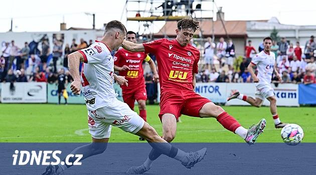 Yine zor bir sezon olacak, futbol pardubice antrenörünü kabul ediyor