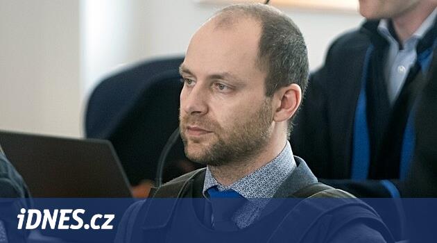 İddianameye göre bir doktorla mahkeme