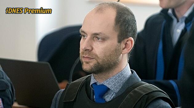 Vraždící primář může za mřížemi pracovat jako vězeňský lékař, soud mu to nezakázal