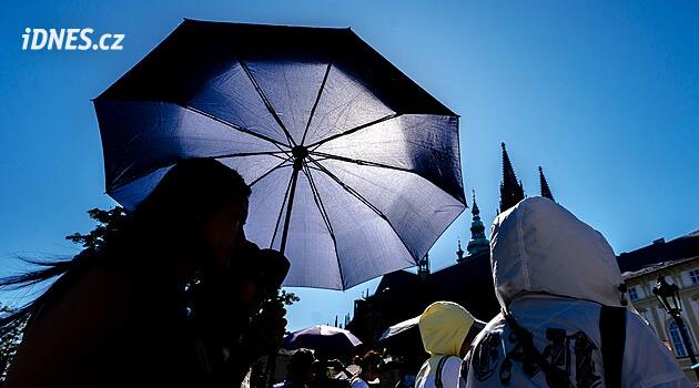 Česko čeká horký týden. Padnout může až 32 stupňů, pak dorazí bouřky