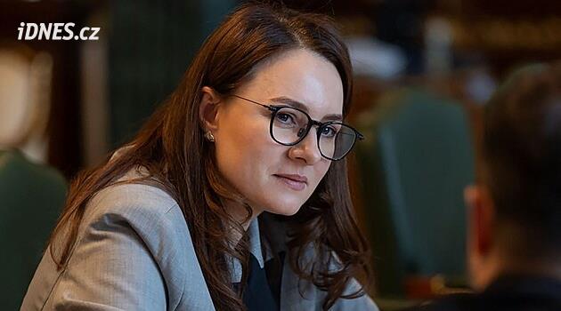 Ukrajinský parlament přijal demisi premiérky Svyrydenkové