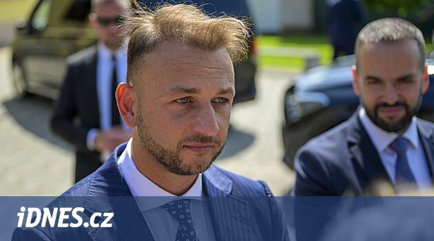 Slovenský ministr je v exekuci. Nechodil k soudu, zaplatí víc než svůj roční plat