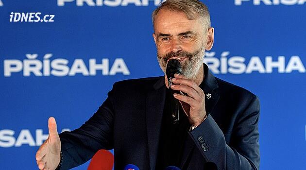 Šlachta se vyhne pokutě i omluvě novináři Wollnerovi. Soud zrušil původní verdikt