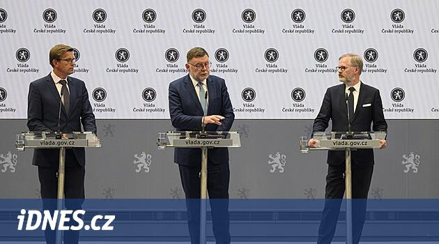 Hükümet, taşkınların değerlendirilmesini ve ulaşım inşaatlarının finansmanını tartışmaktır