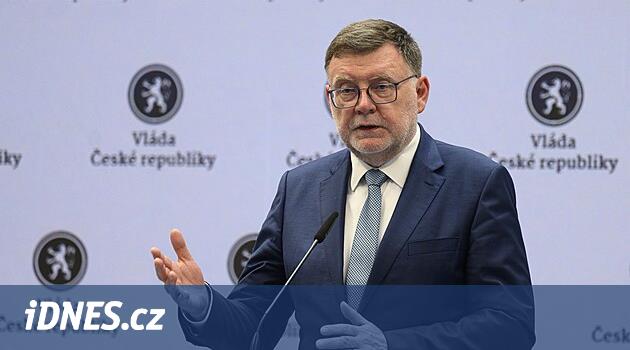 Schodek stát prohloubil na 168,2 miliardy. Plán dodržíme, ujistil Stanjura