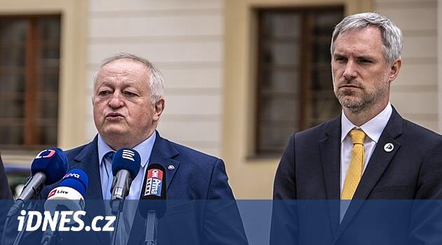Piráti ukončí hlasování o odvolání vlastního lídra Votápka z kandidátky