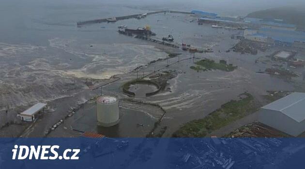 Nejhorší tsunami byla vysoká přes 500 metrů a dlouhá přes 14 kilometrů. Vzniknout může i na jezeře