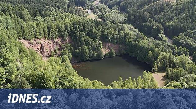 Aktivistler Trutnov'a soran doğal bir anıt olarak destek ocağı love