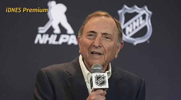 Jako vlézt na minové pole. Vyřeší NHL citlivé téma? Šéfa osočují z útoku na hráče