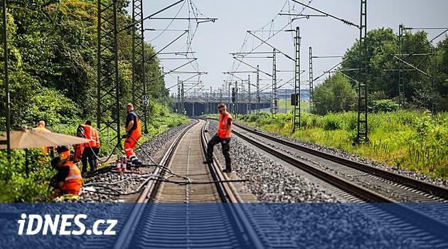 Důležitá trať na západě Německa se stala terčem druhého žhářského útoku