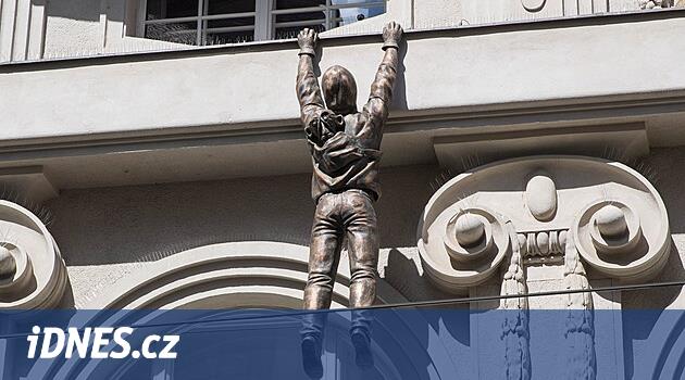 David černý'ın Hırsızı yine Olomouc Müzesi'nin çıkıntısını garanti ediyor