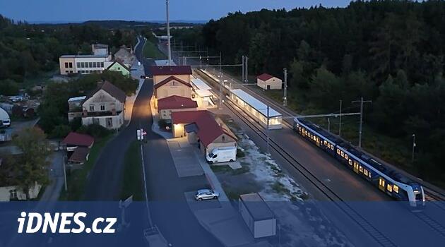 Ancak, yeni platform aydınlatma teknolojisi yanar ve kapatılır