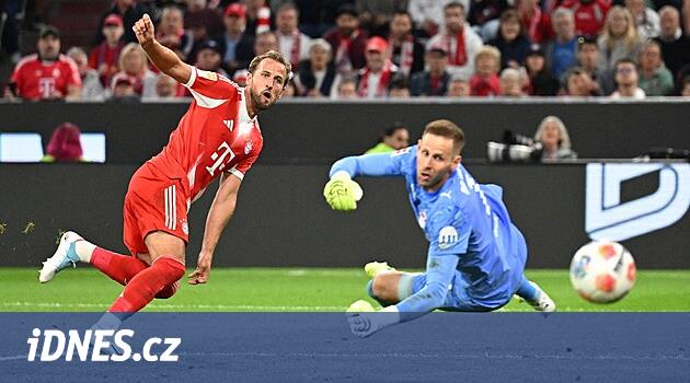 Hattrick za čtvrthodinku. Kane na úvod bundesligy řádil, Bayern rozdrtil Lipsko