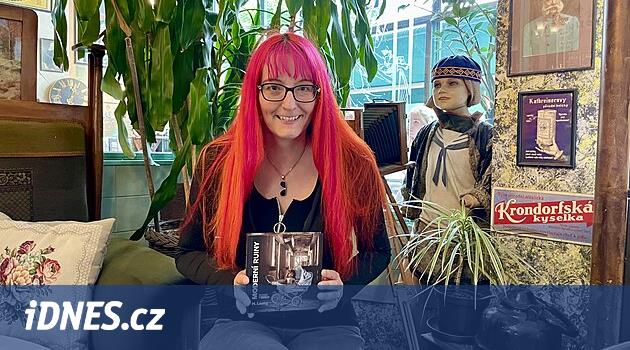 Modern Ruin Kitabı: Fotoğrafçı Hana Lustig gizemli yerleri gösteriyor