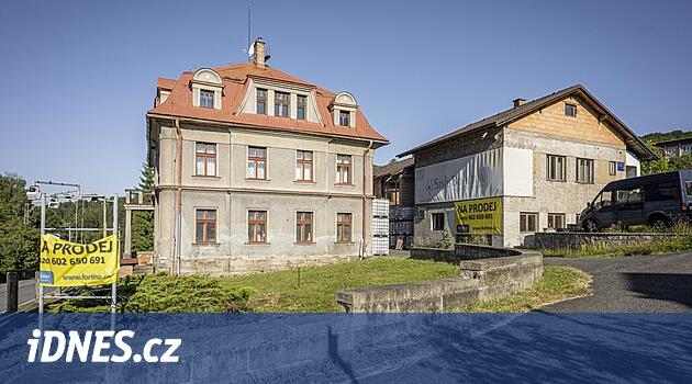 Çiftçiler, damıtımları temelde Jablonec bölgesinde kurtarmak için bir dilekçe ile savaşın