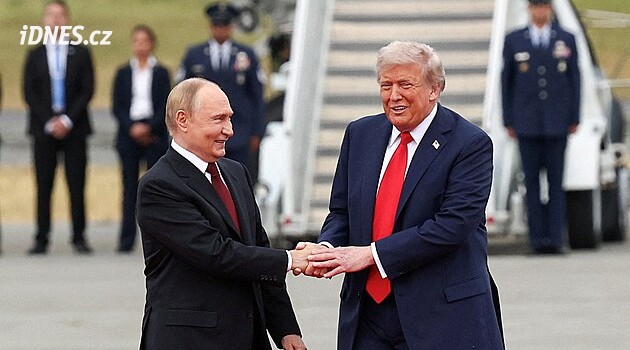 Měl jsem další báječný rozhovor s Putinem. Chce dohodu o ukončení války, řekl Trump