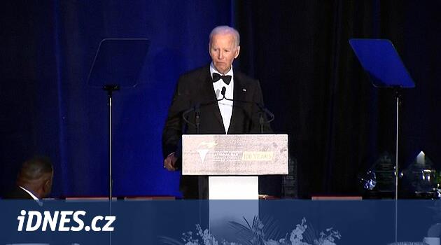 Jsou to temné dny. Ten chlap se snaží rozložit ústavu, pustil se Biden do Trumpa