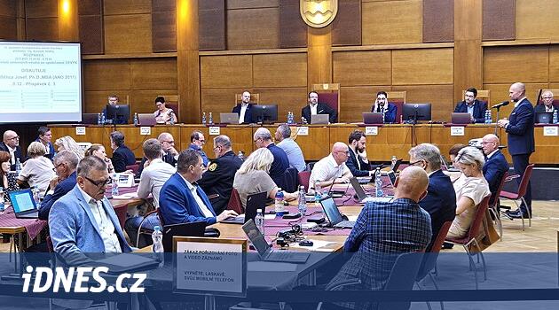 Havířov'daki muhalefet, belediye başkanının işten çıkarılmasına ilişkin oylamayı önerdi