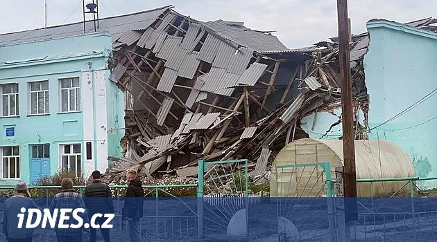 Na záchod na kbelík. Ruské školy jsou v havarijním stavu, žákům padají na hlavu